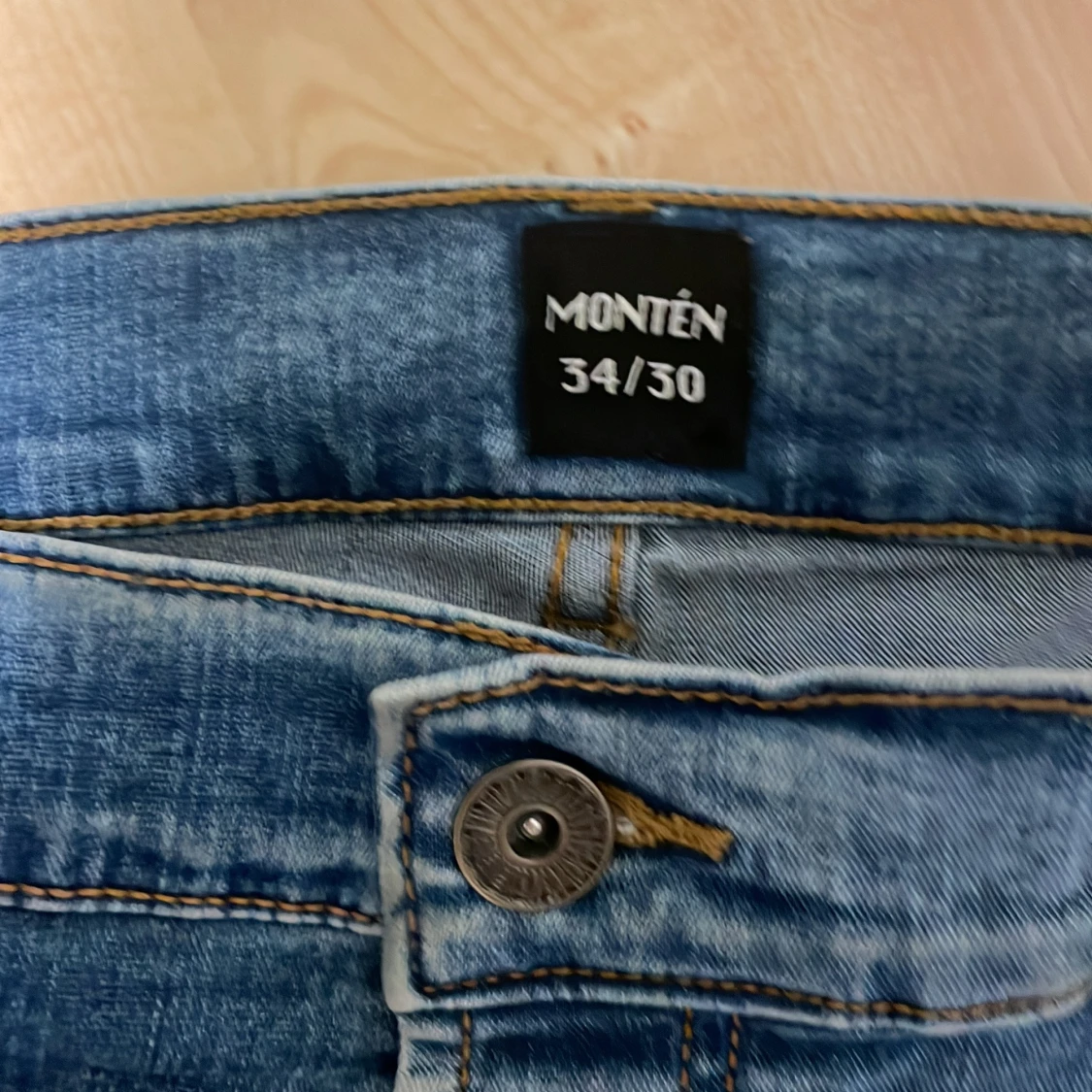Blå jeans från Montén, rak modell - 3