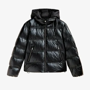 Massimo dutti jacka - Skitsnygg jacka från massimo dutti som endast är använd en vinter, i gott skick bortsett från att ”hängaren” är trasig. Storlek M men sitter som S, nypris är ca 1900