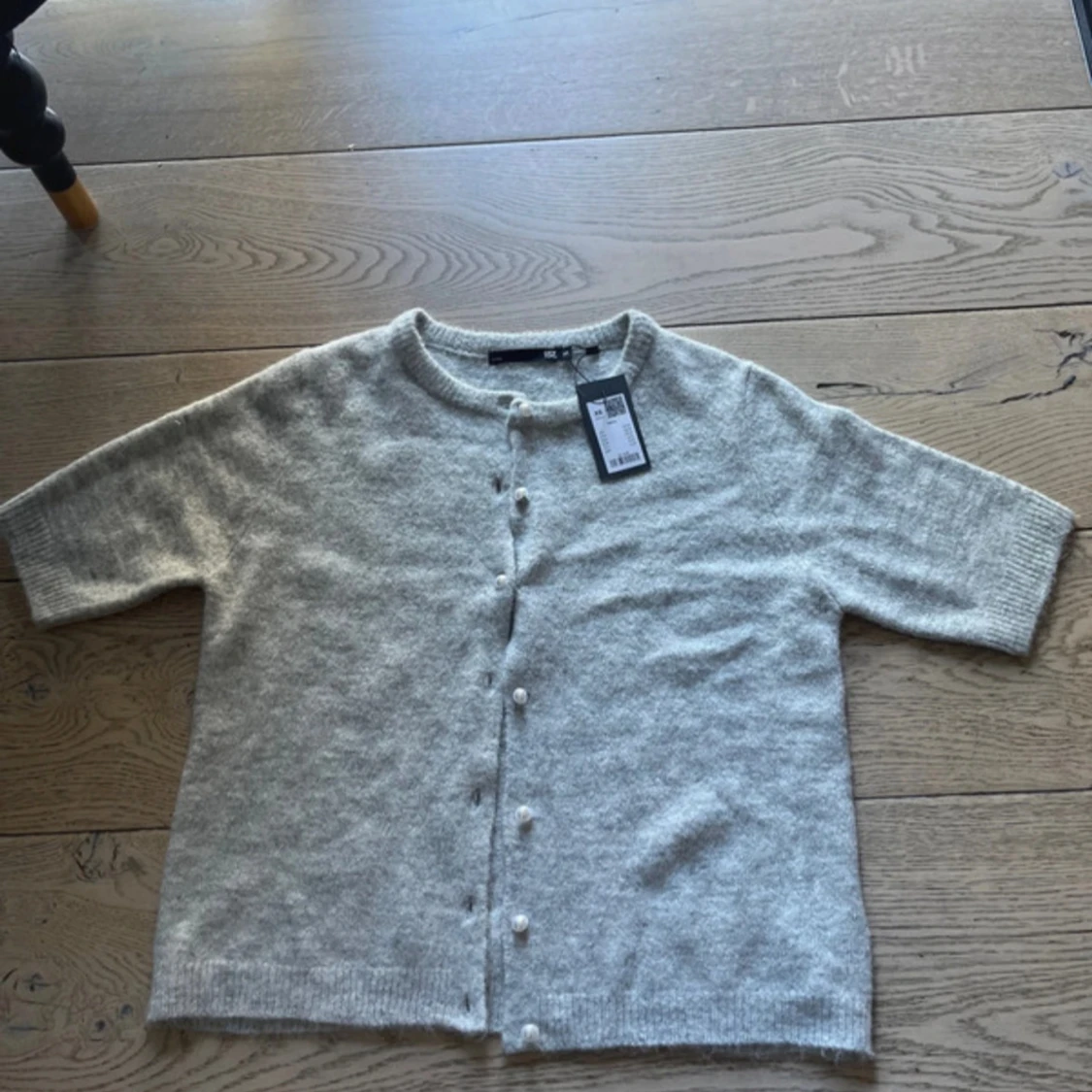 Kortärmad stickad topp 