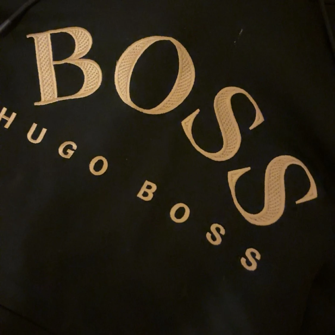 Svart hoodie från Hugo Boss - 2