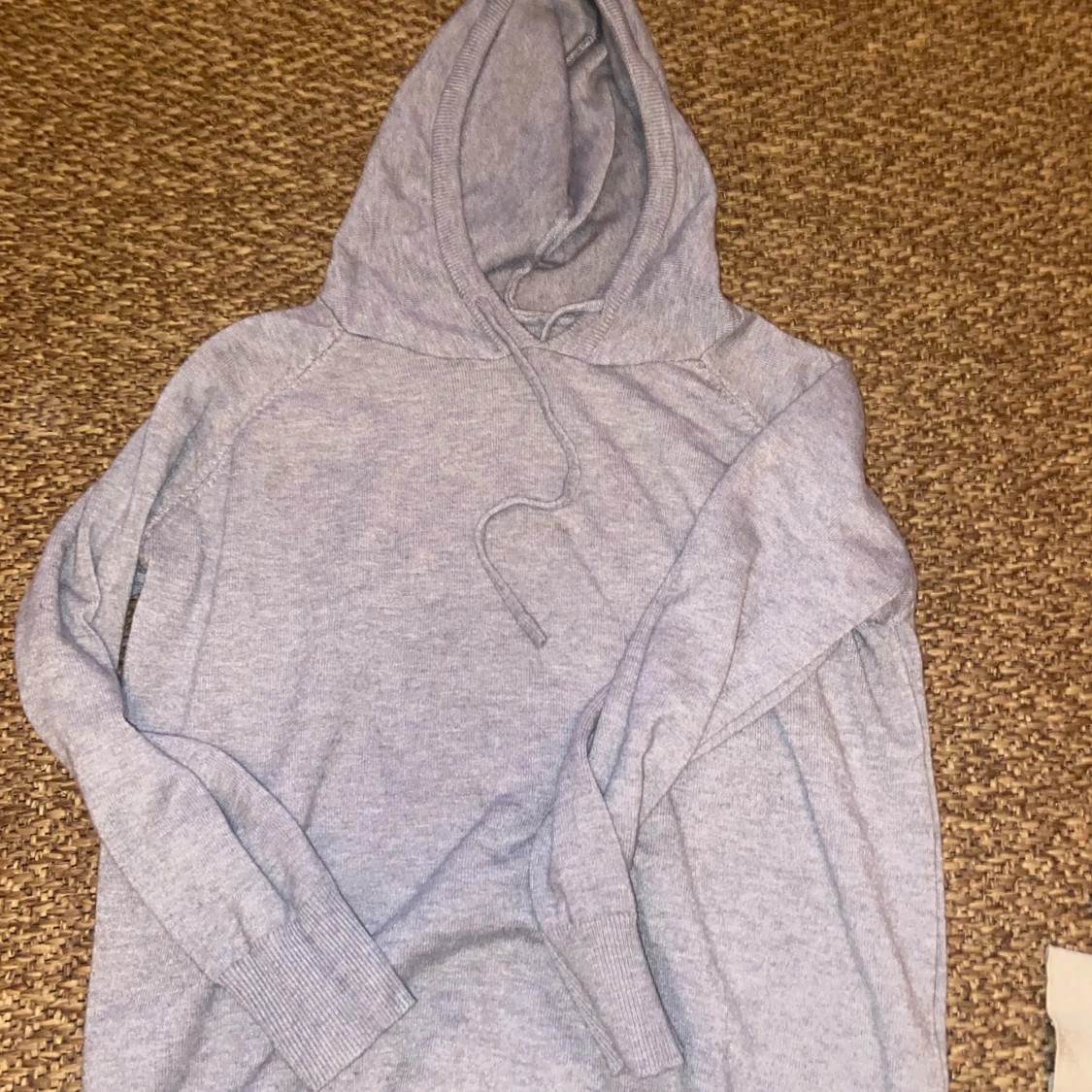 Ljusgrå hoodie med snörning merinoull  - 1