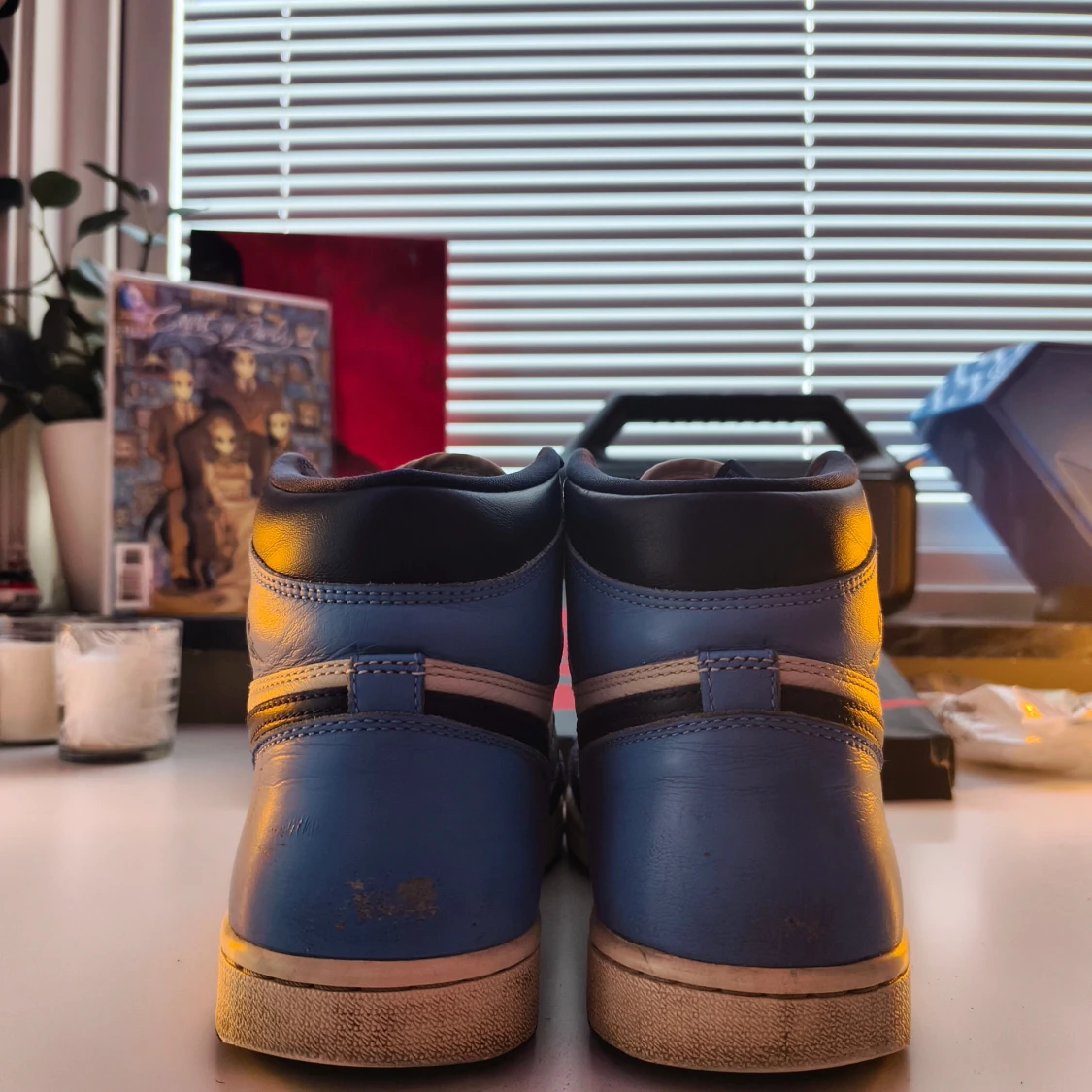 Jordan 1 Retro High Obsidian strl 44 – Använt skick - 3