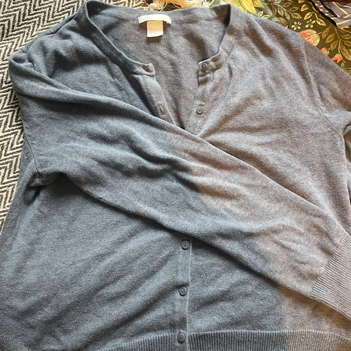 Grå kofta från H&M Basic, storlek M - 1
