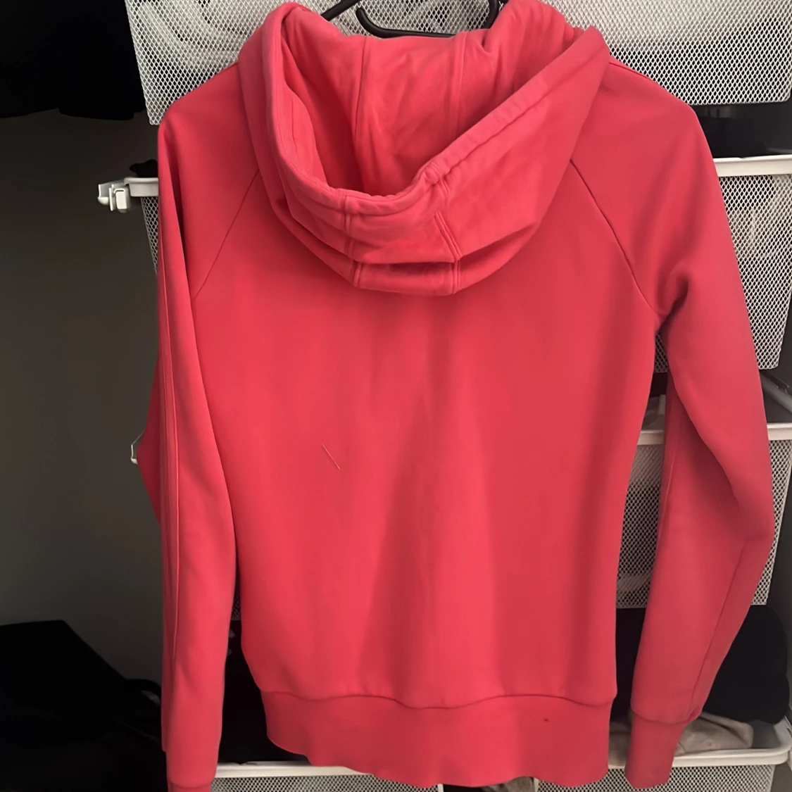 Rosa hoodie från Adidas med dragkedja - 1