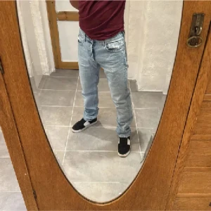 Replay jeans  - Ett par snygga byxor från Replay i storlek W29 L32 i modellen Grover 