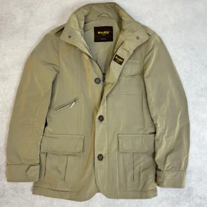 Moorer field jacket - – Condition: 9/10  - Size: 46/S  – Retail price: 8000 + SEK