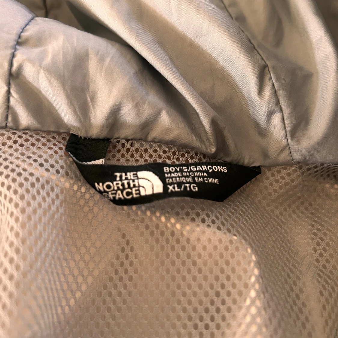 Svart/grå vindjacka från The North Face - 4