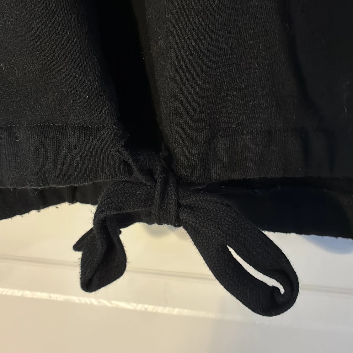 Hoodie med knyt  - 2