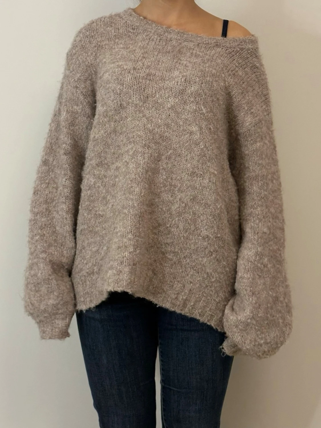 Beige oversized stickad tröja - 1