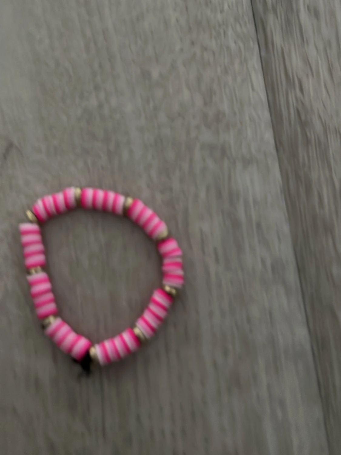 Färgglada armband med pärlor - 1