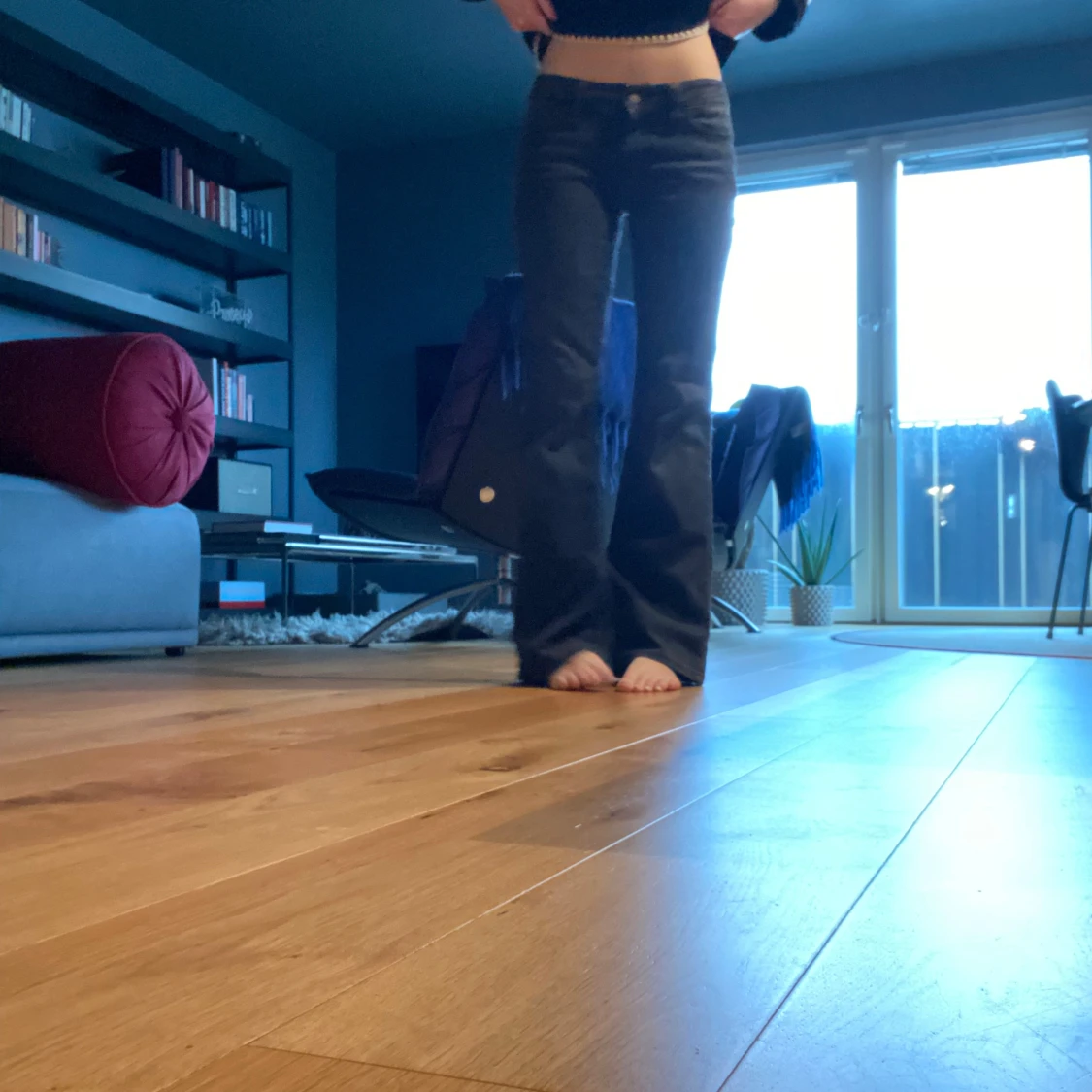 Svarta bootcut från weekday