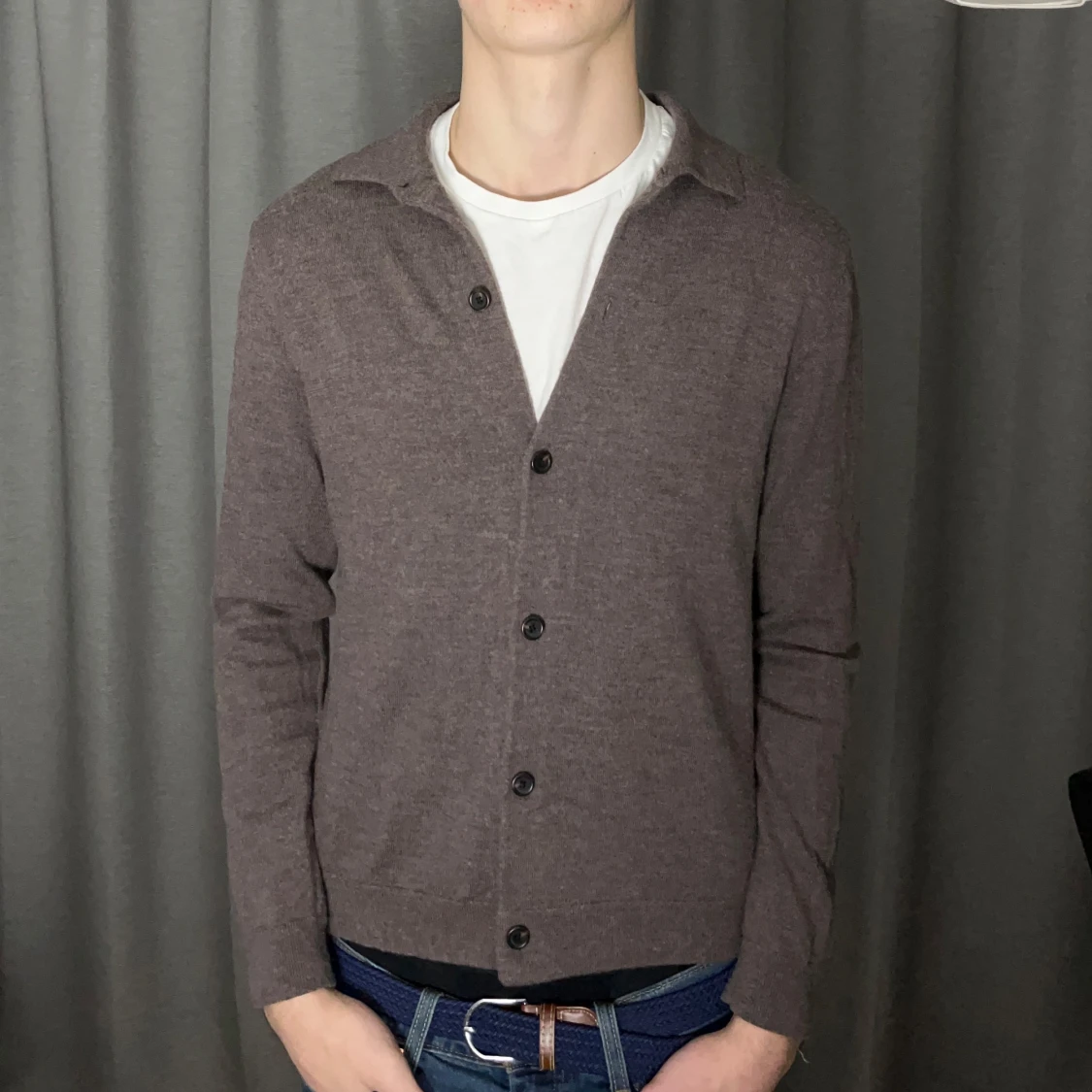 Stickad cardigan 100% merinoull - 1