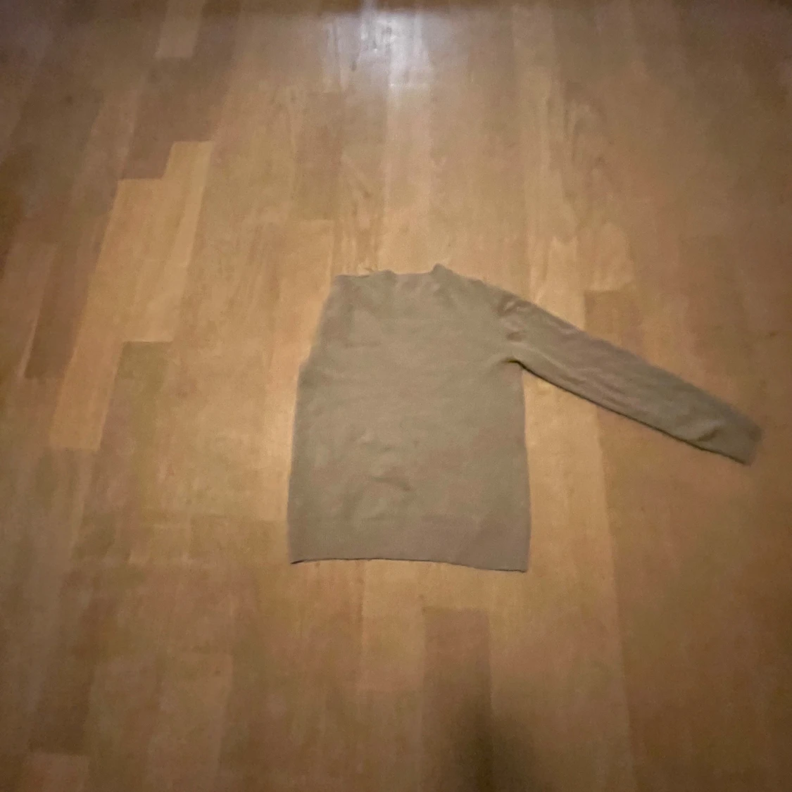 Beige stickad tröja från GANT - 1
