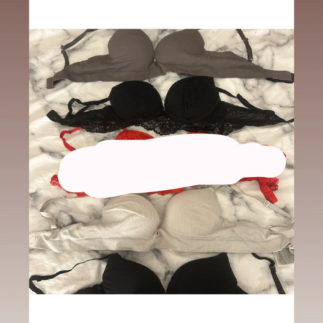 4-pack  BH: svart,grå & vit H&M 75A