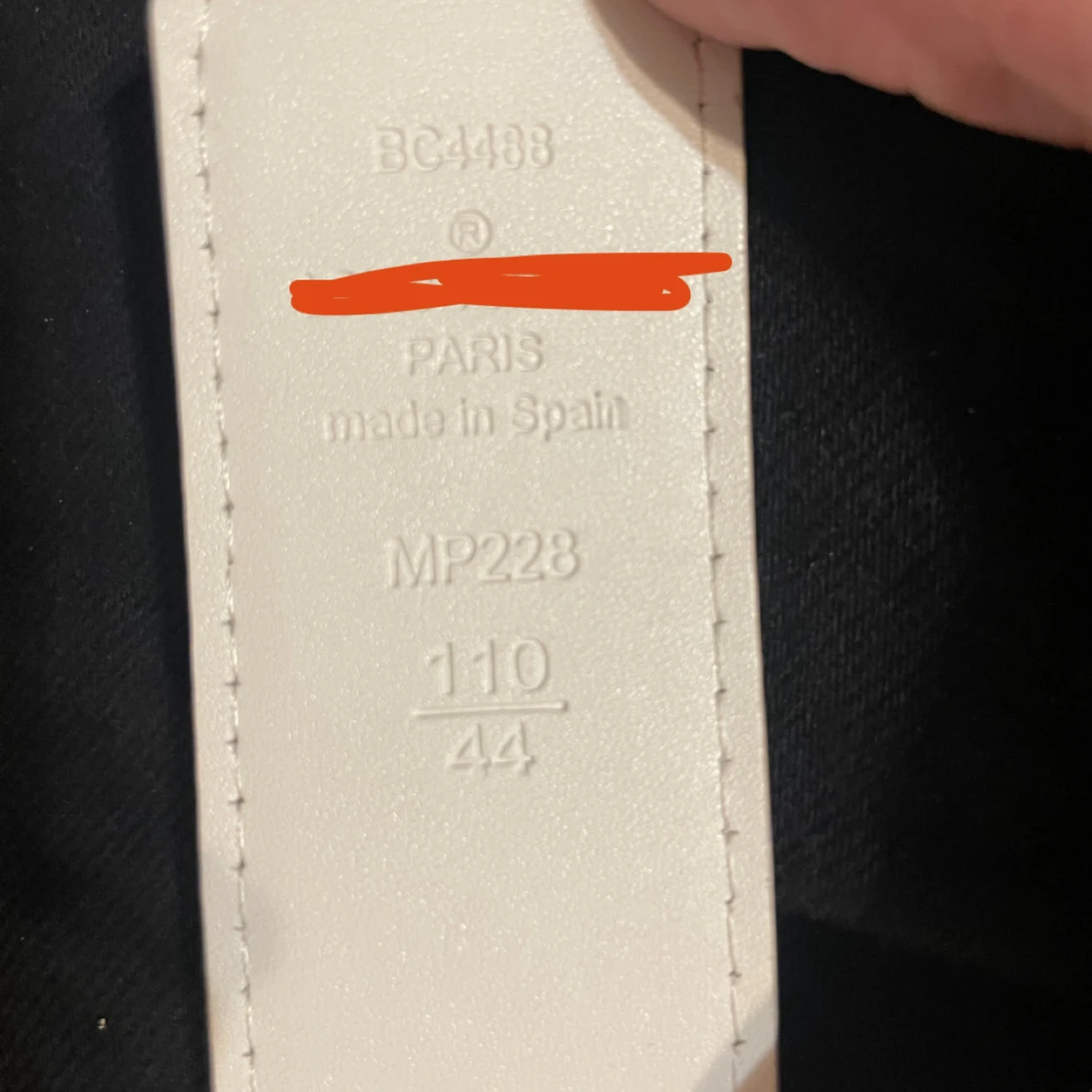 Holografiskt bälte med silverdetaljer - 3