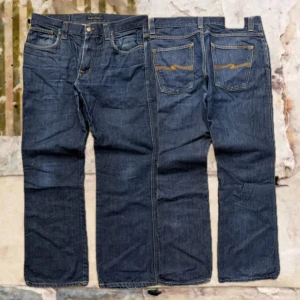 Nudie SlimJim - Tjena! Säljer dessa riktigt feta Raw Nudie jeans, jeansen är i fint skick med en skada som går att fixa helt gratis i nudies repair shop, W36/L32, hör av dig vid funderingar!🙌