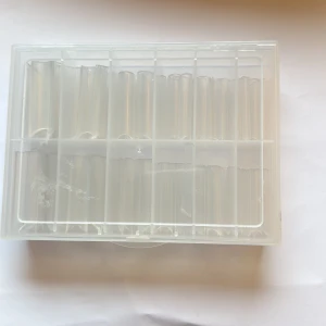 Nagel tippar - Nagel tippar tror dem är nästintill oanvända kan ha tagit till nått sett att testa men mer än 90% kvar perfekt om du ska göra gelé naglar Elr liknande