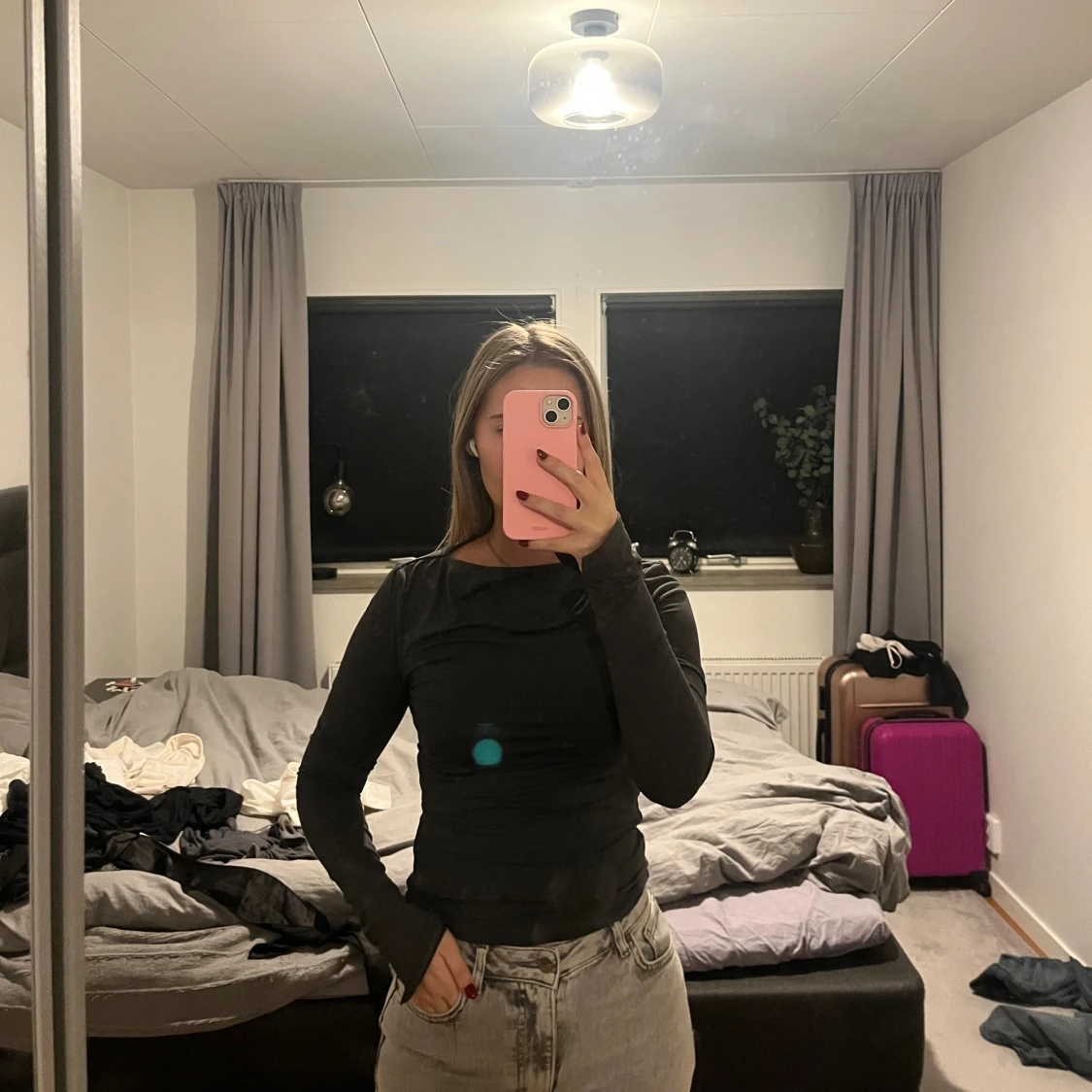 Mörkgrå långärmad topp