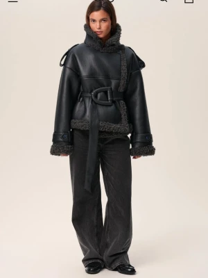 Adoore MANCHESTERJACKA - Super fin jacka ifrån adoore som är slutsåld i storlek 34