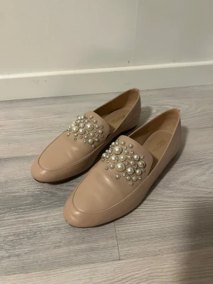 Michael kors skor - Använd en gång. I jätte bra skick. 