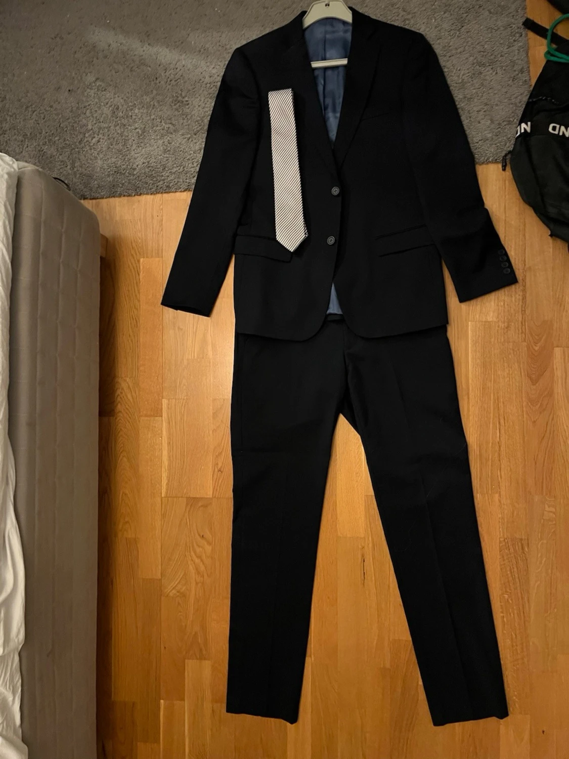 Marinblå kostym Dressmann slim fit 