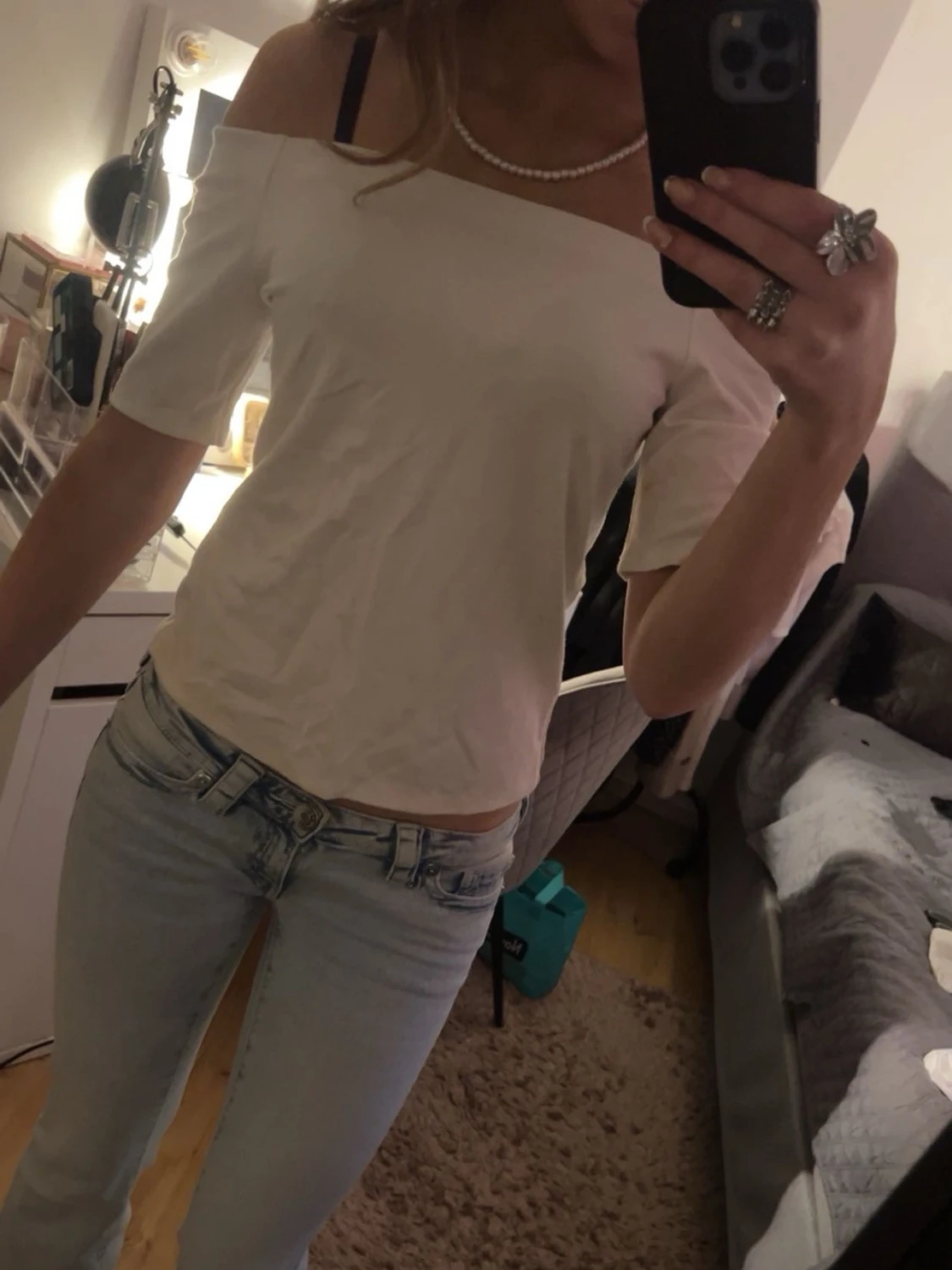 Vit offshoulder topp