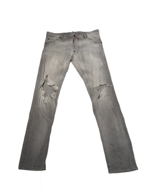 Dsquared2 jeans - 8/10 skick!🌟 - Strlk: 48🌟
