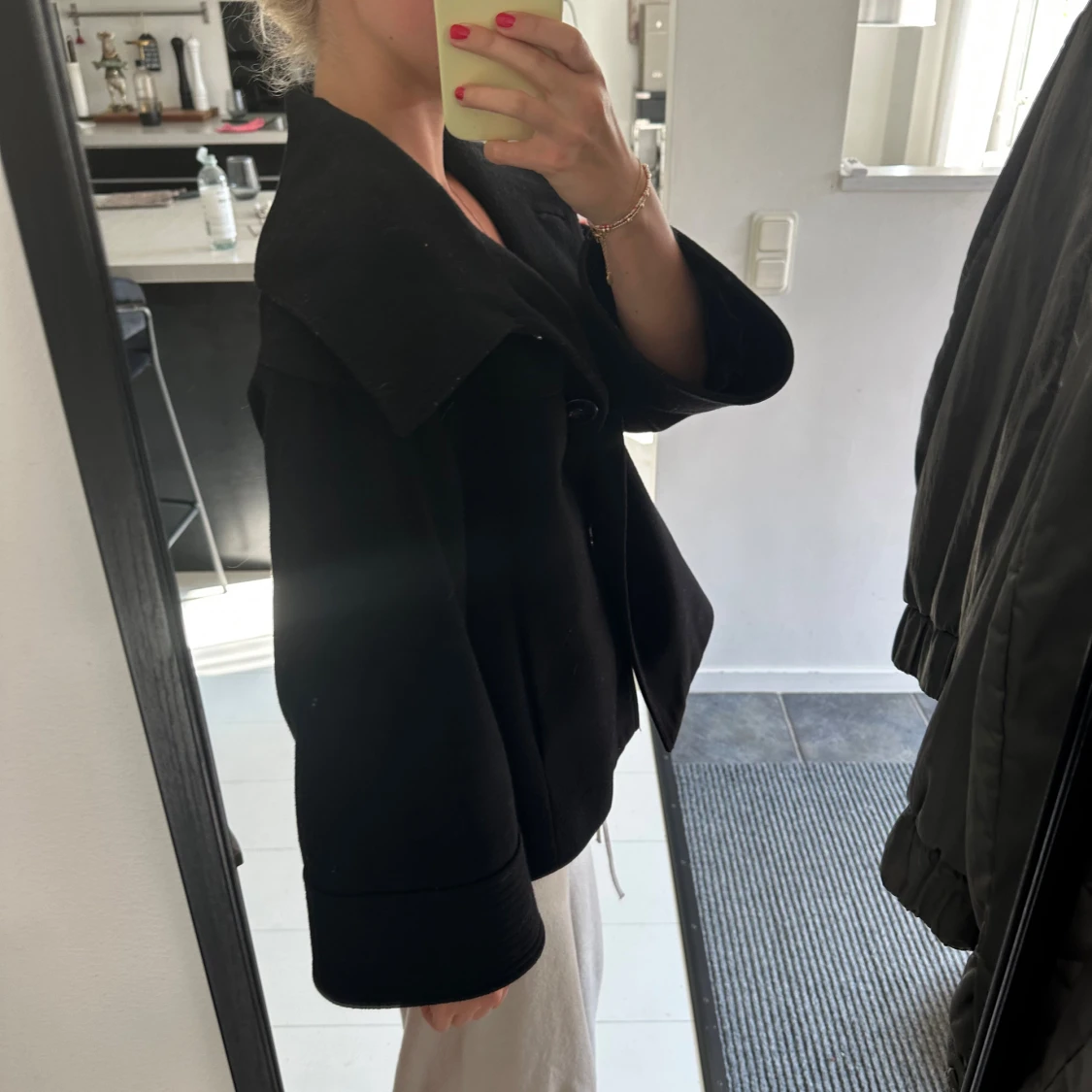 Svart kappa från Zara Woman - 2