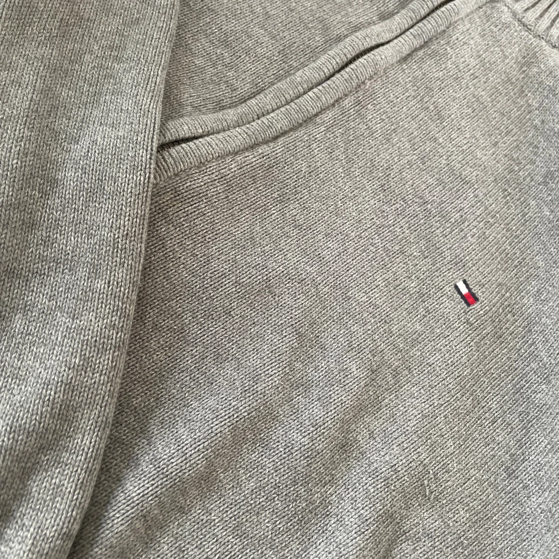 Grå stickad kofta Tommy Hilfiger - 1