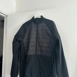 Svart Barbour vindjacka M - Använd ett fåtal gånger