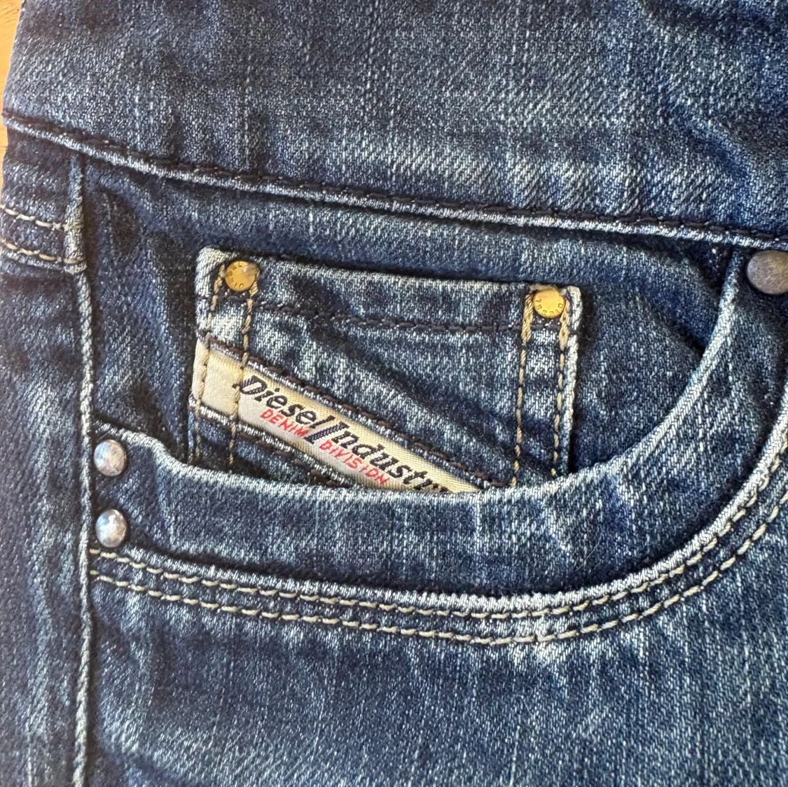 Blå bootcut jeans från Diesel - 2