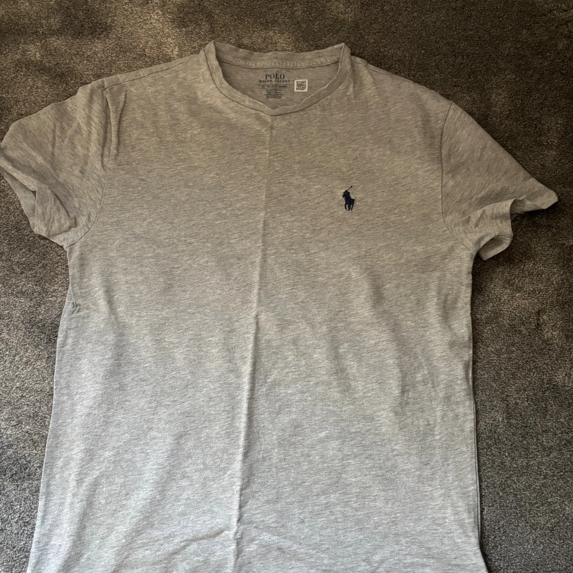 Grå t-shirt från Polo Ralph Lauren XS