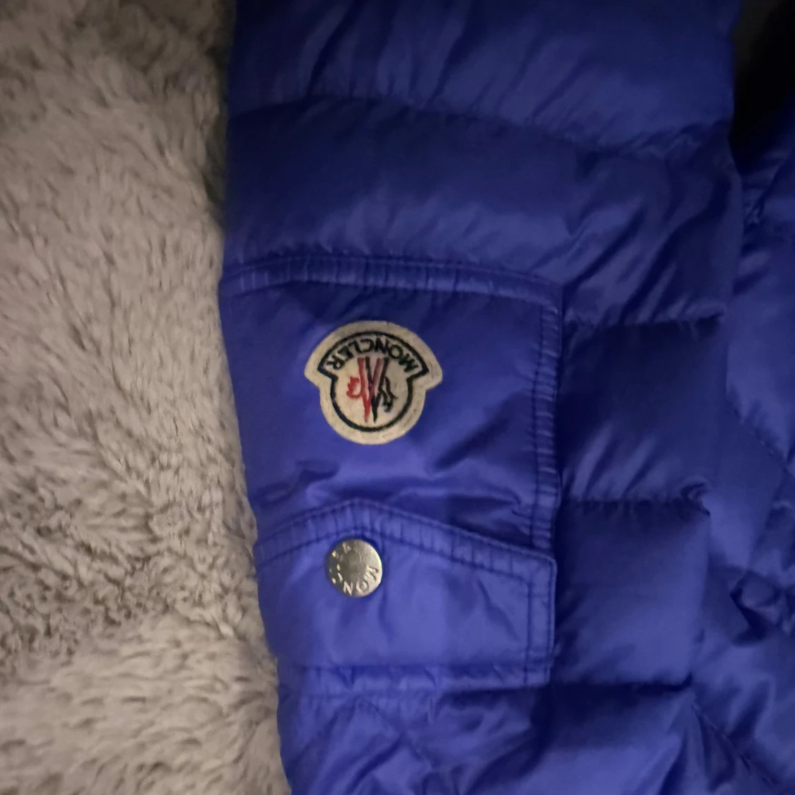 Blå Moncler dunjacka med huva - 4