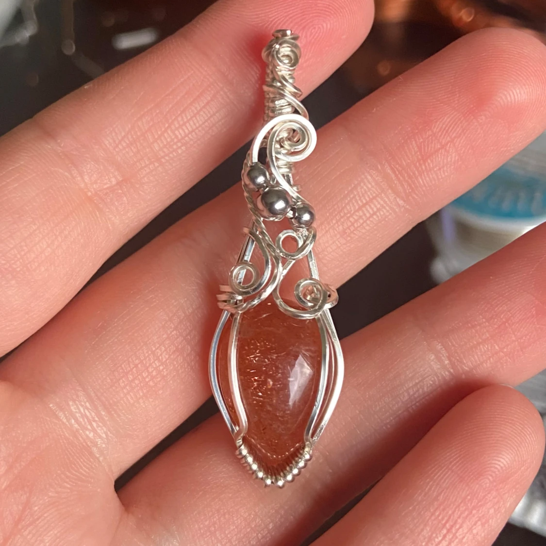 Silverberlock med droppformad sunstone