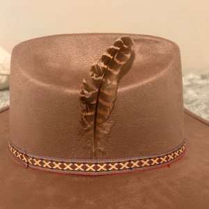 Cowboy hatt  - Aldrig använd perfekt för halloween 