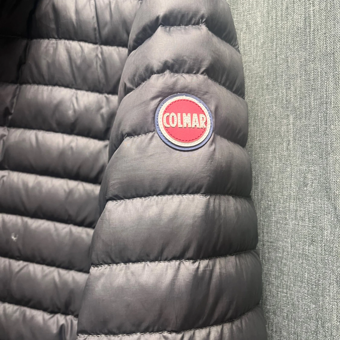 Svart pufferjacka från Colmar - 2