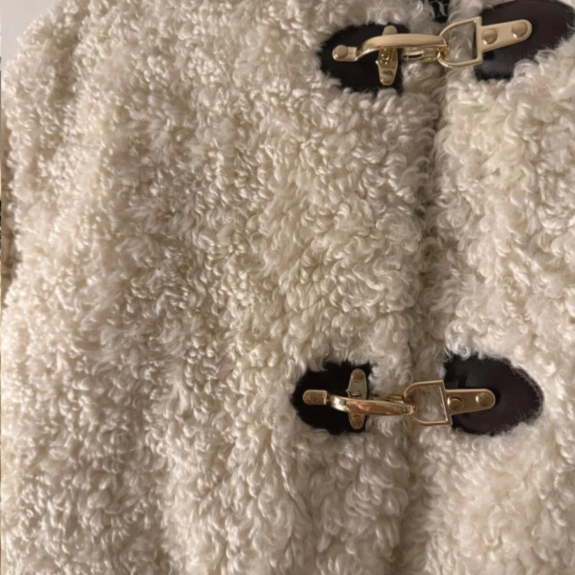 Krämvit teddyjacka från Zara L - 3