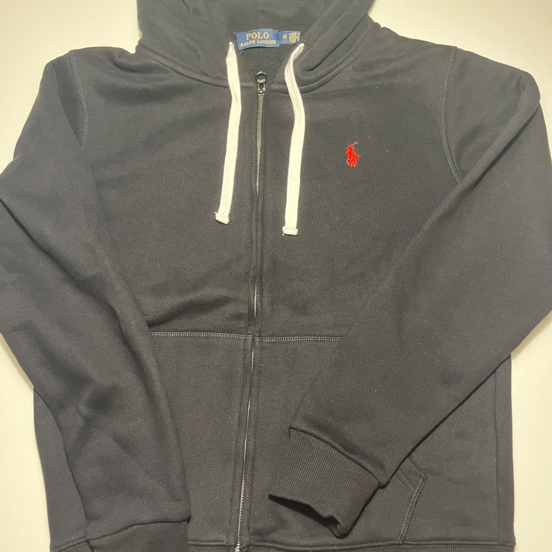 Svart hoodie från Polo Ralph Lauren