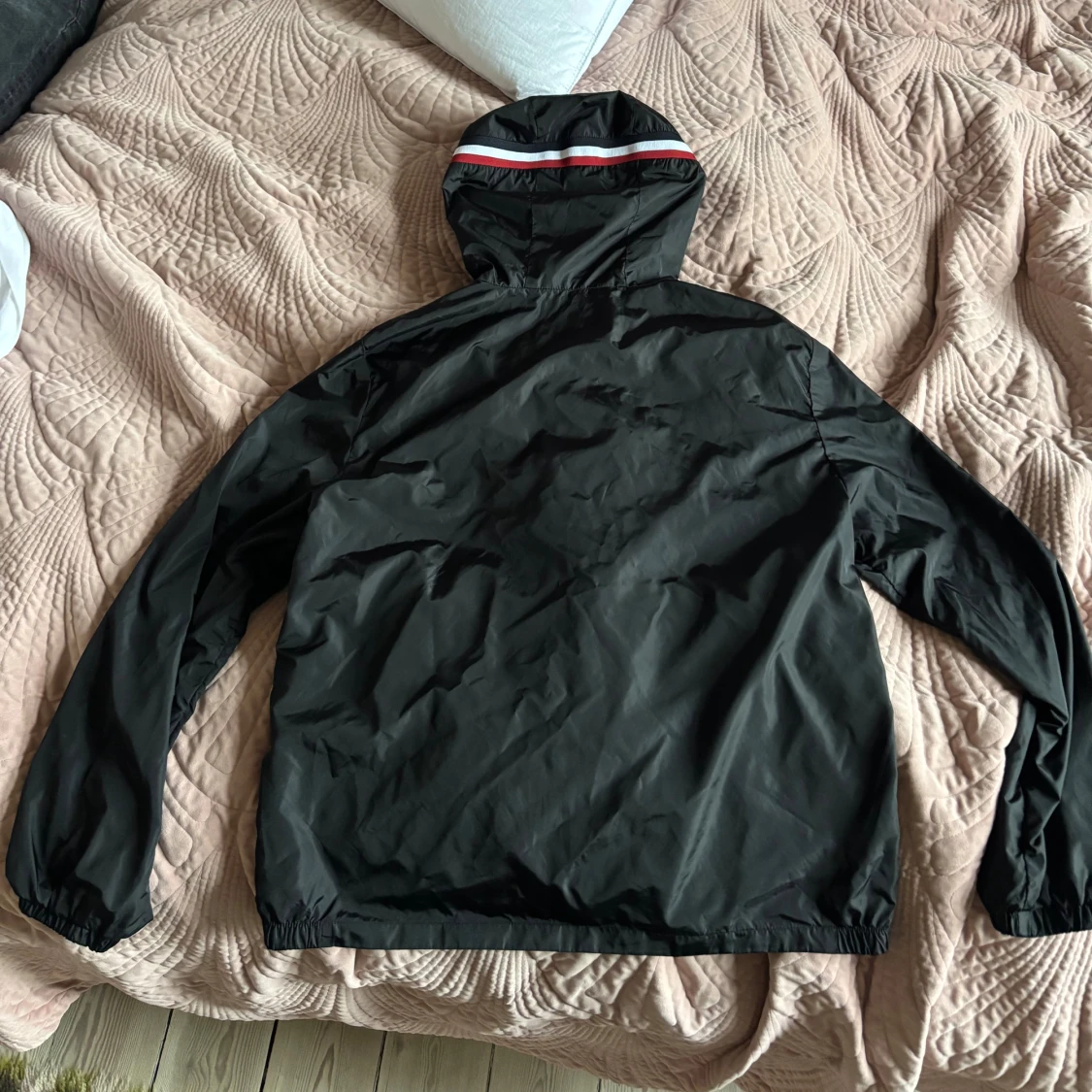 Svart vindjacka från Moncler - 1