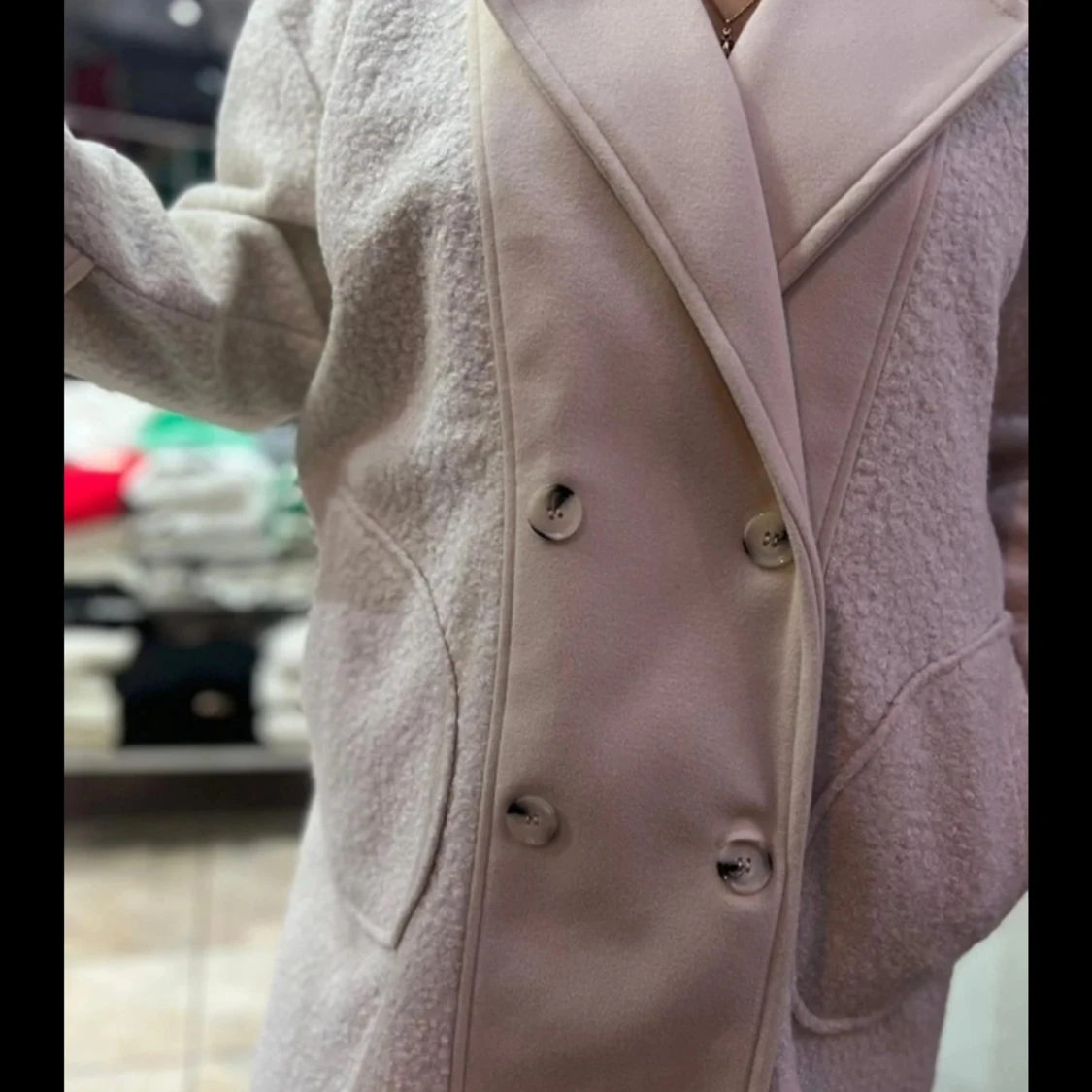 Beige lång kappa med stora fickor - 3