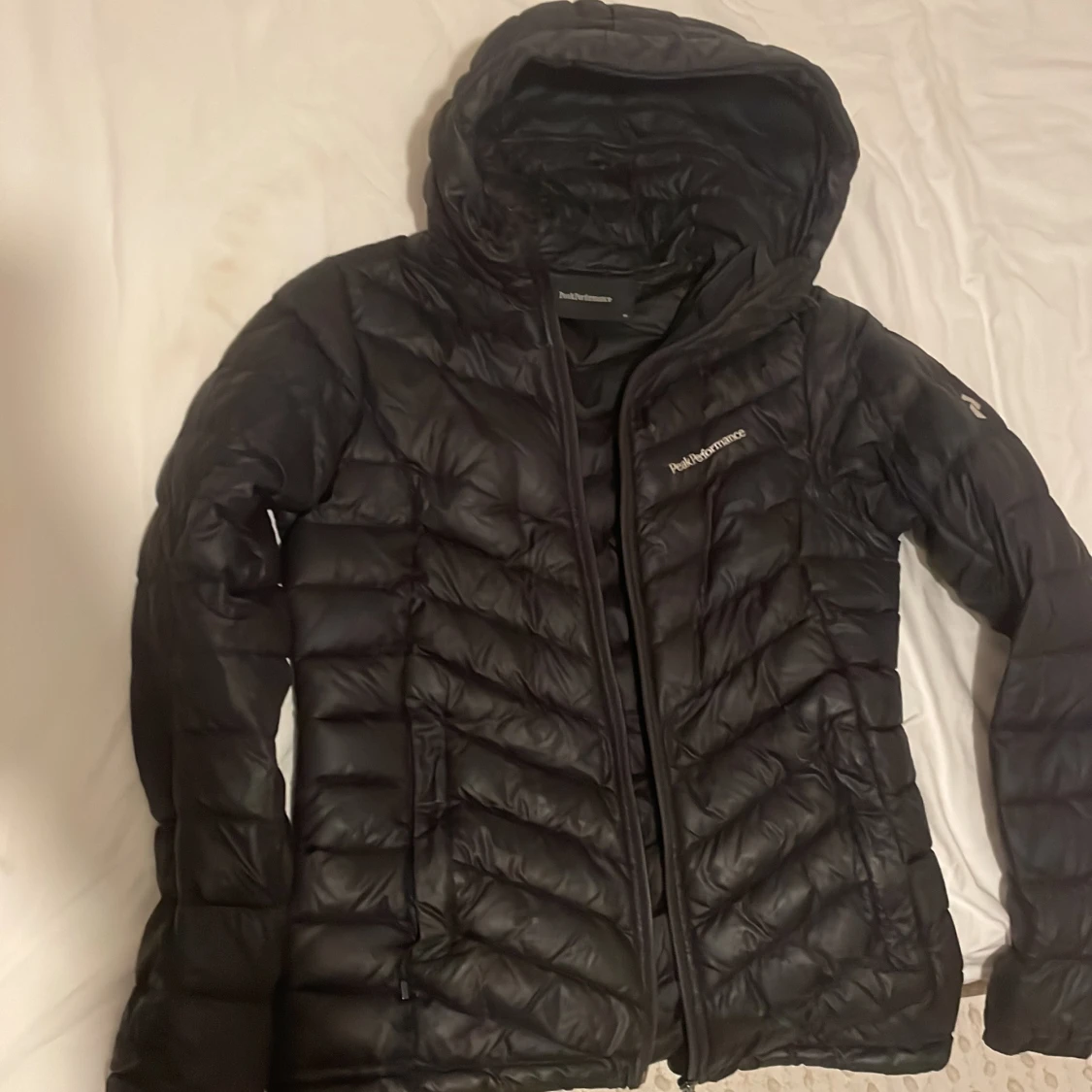 Svart dunjacka Peak Performance - 4