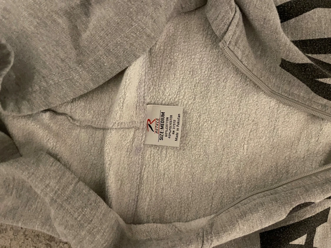 Grå hoodie med ARMY-tryck - 1