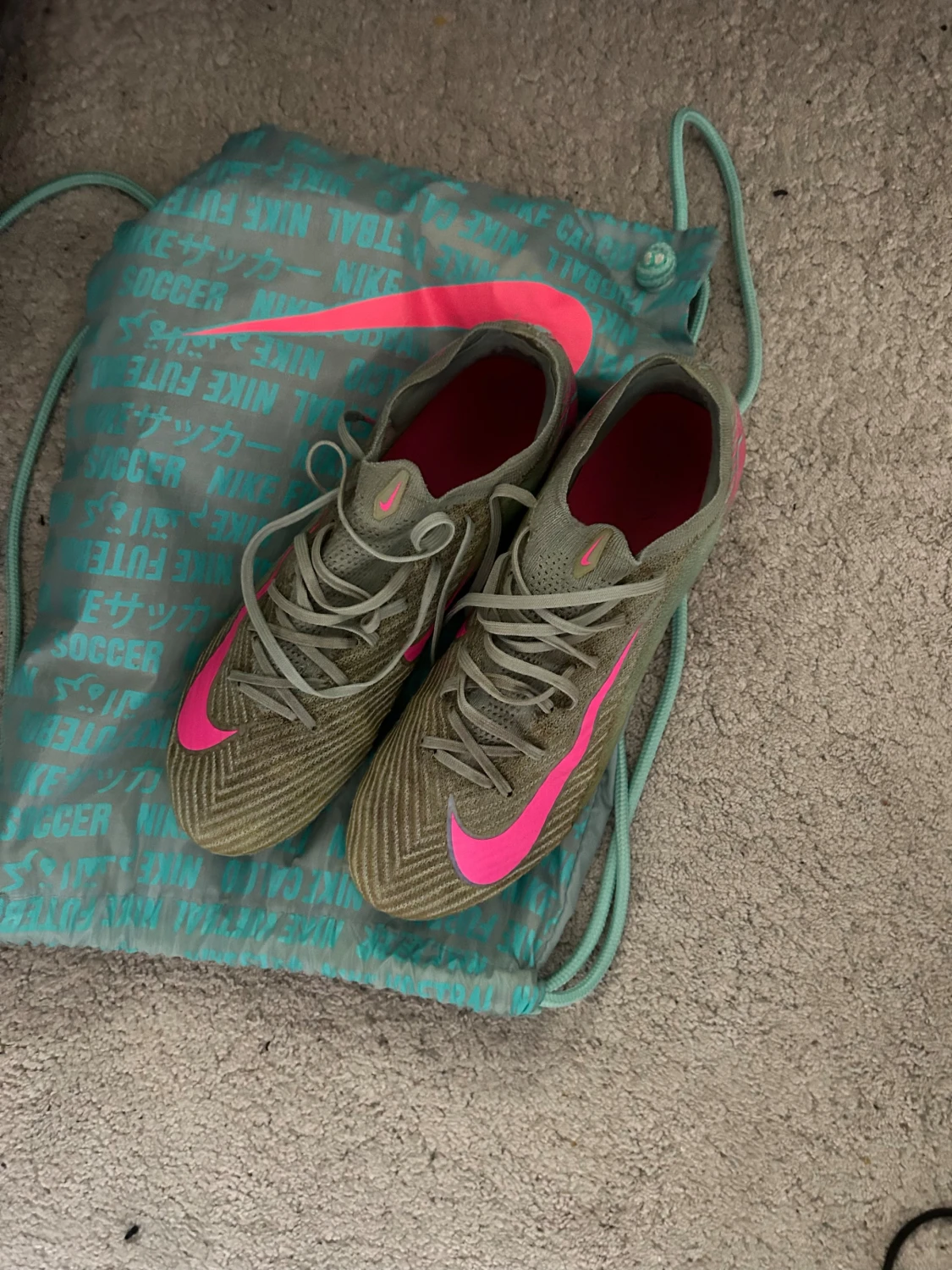 Nike fotbollsskor  - 2