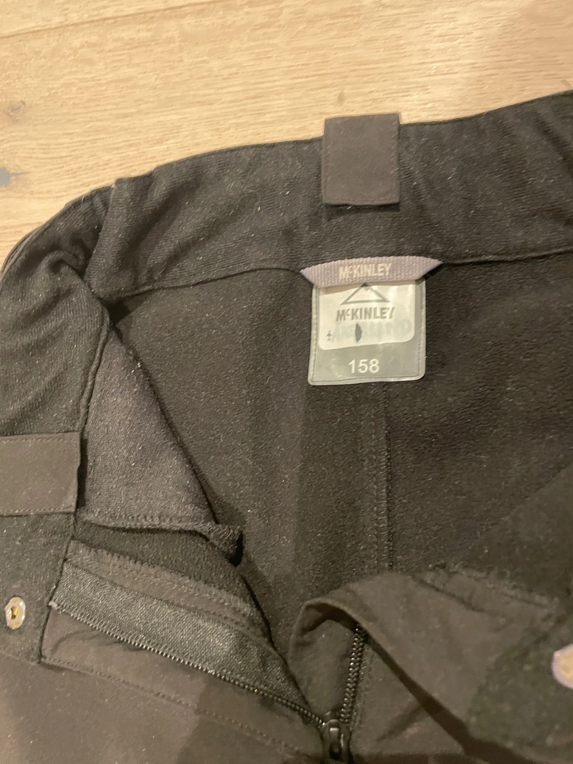 Svarta skidbyxor från McKinley, strl 158 - 2