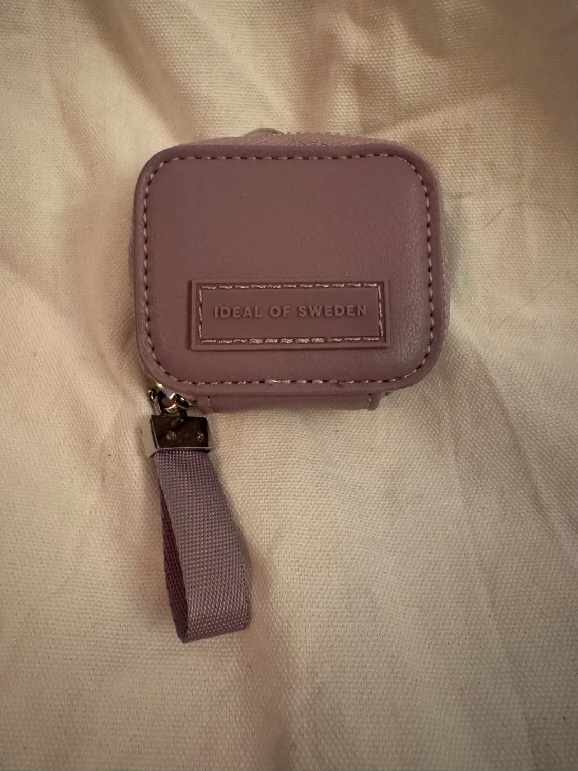 AirPod väska från Ideal of Sweden - 3