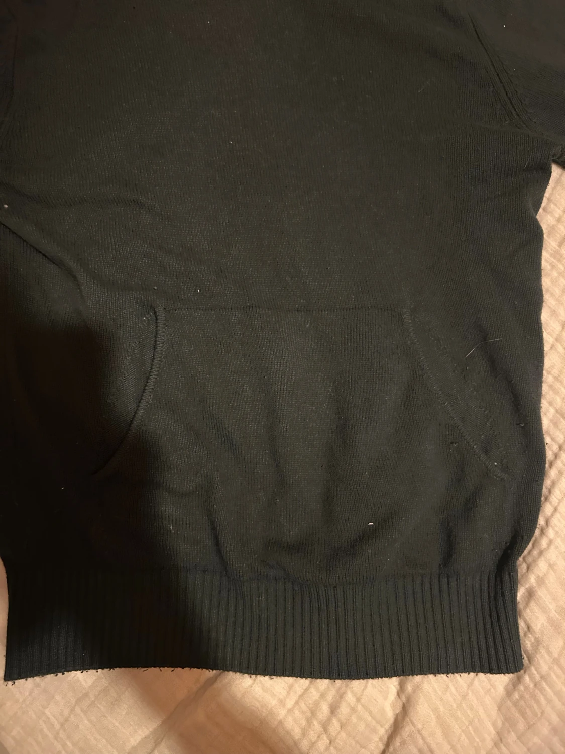 Svart stickad hoodie från MNG - 2