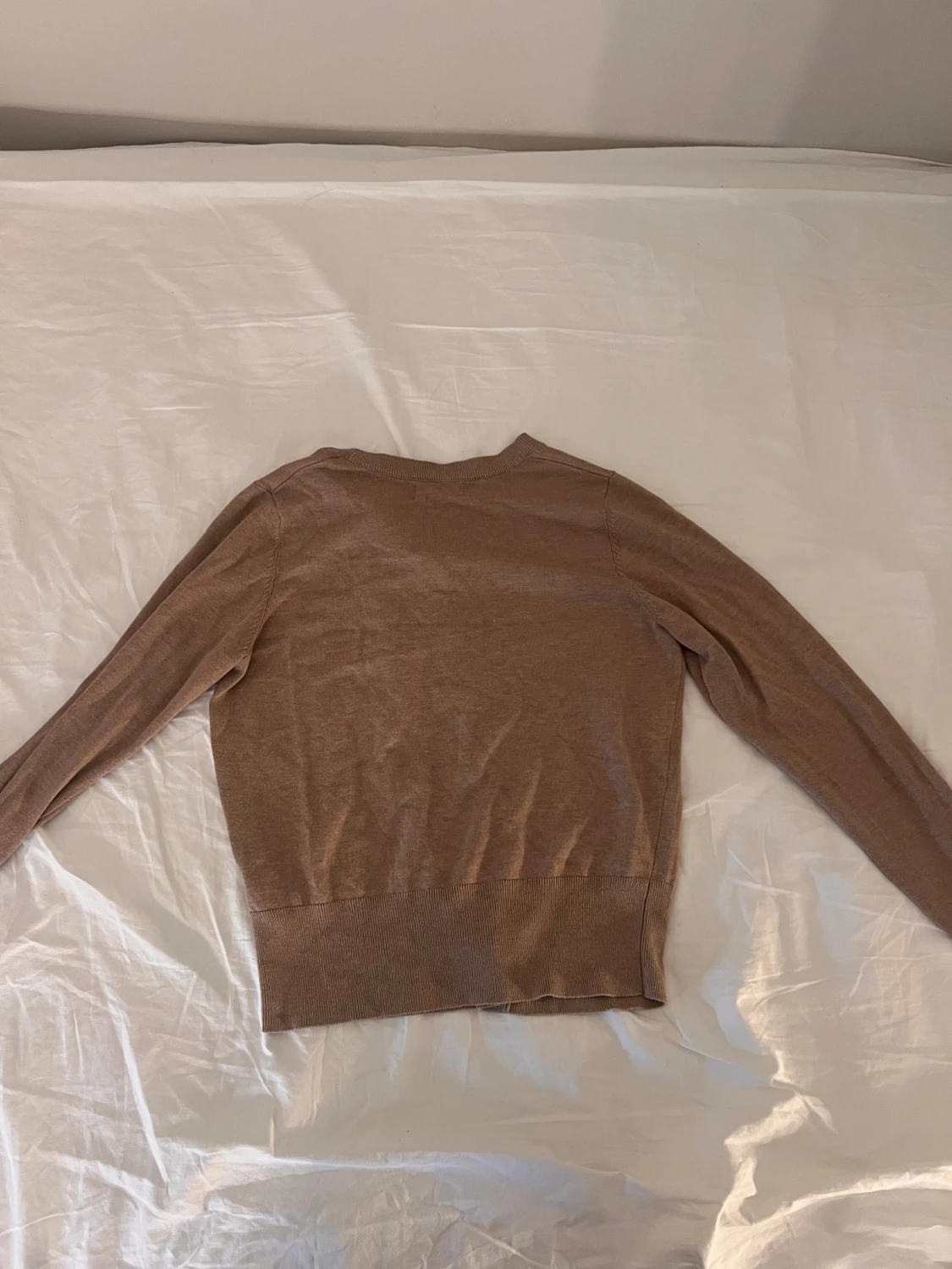 Beige kofta med knappar från Vero Moda - 1