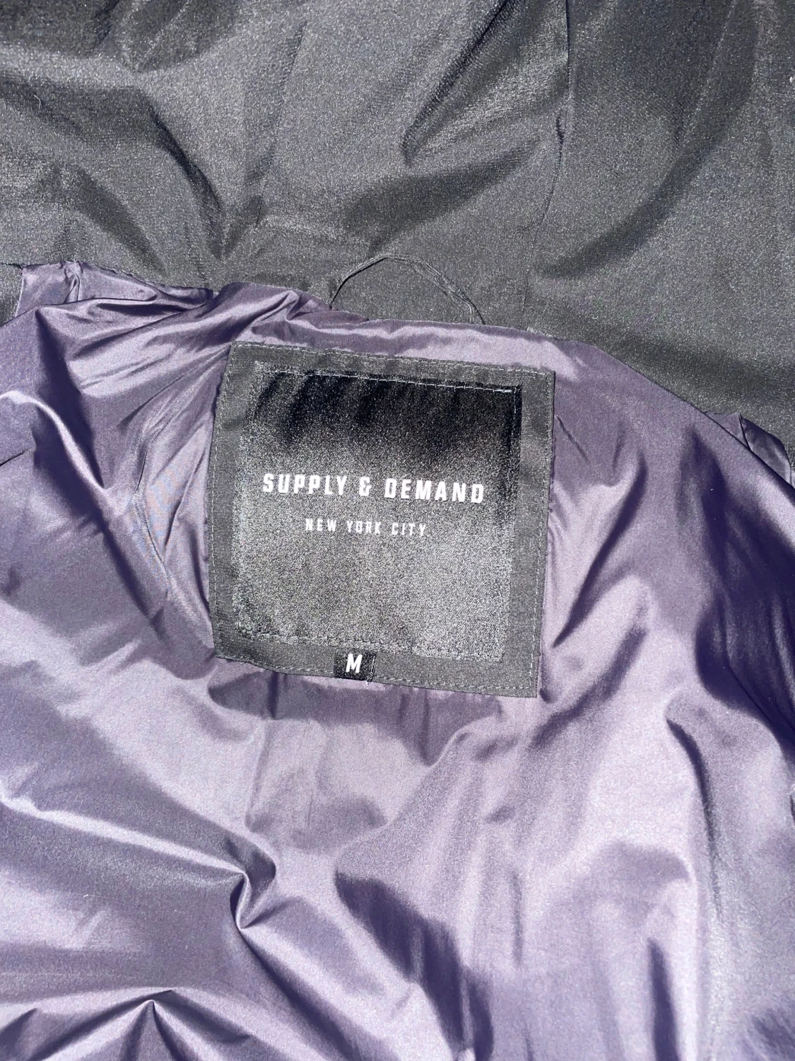 Svart pufferjacka Supply & Demand M - 4