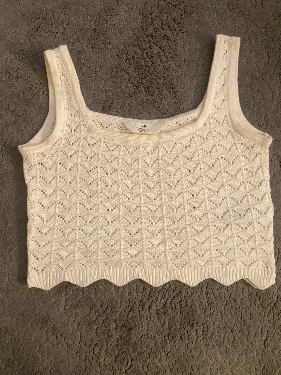 Vit stickad linnetopp från H&M