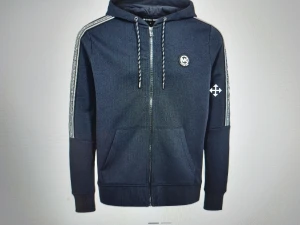 Svart hoodie Michael Kors med dragkedja - Svart hoodie från Michael Kors i storlek S. Tröjan har huva med snörning, dragkedja framtill och två fickor. Snygga vita detaljer längs ärmarna med logotyptext och MK-märke på bröstet. Materialet är mjukt och känns som bomull och polyester.